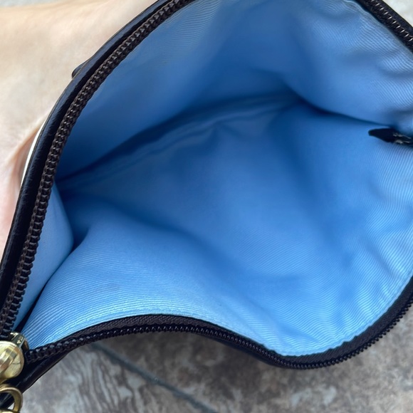 Goach wristlet - Picture 3 of 3